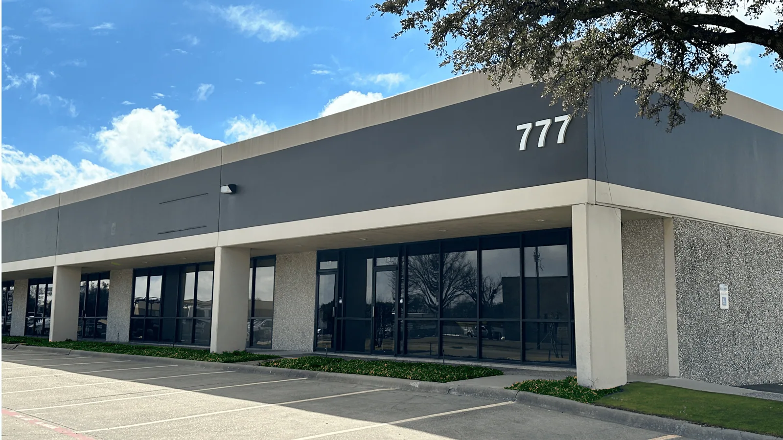 Commercial Roofing for Flex-Industrial Buildings in North Las Vegas, NV